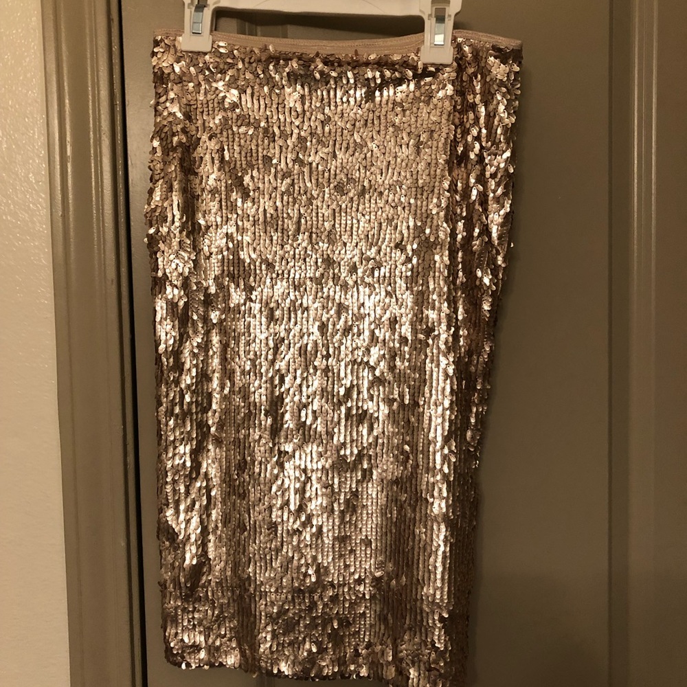 Gold sequin pencil skirt
